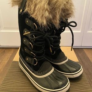 Sorel Joan of Arctic waterproof boots